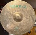 Istanbul Agop Signature 16" Crash 1.jpg