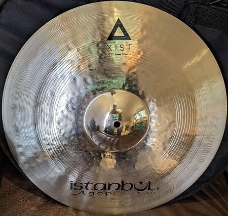 Istanbul Agop XIST 17" Power Crash 1.jpg