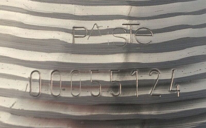 File:2000 Signature Serial.jpg