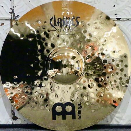 Meinl Classics Custom Extreme Metal 19" Crash 1.jpg