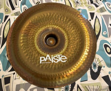 Paiste rude 22 bottom.jpg