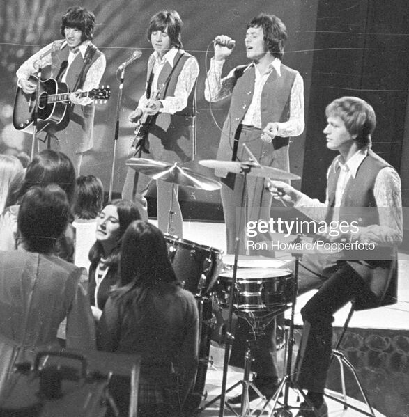 File:Bobby elliot.jpg