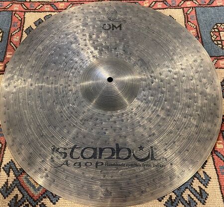 Istanbul Agop OM Signature 20" Crash 1.jpg