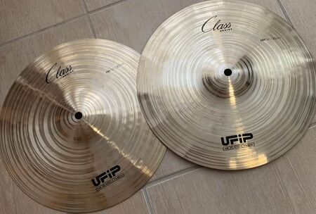 UFIP Class 12" Wave Hi-Hat 1.jpg