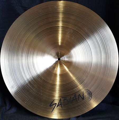 Sabian AA 22" Medium Crash 3.jpg