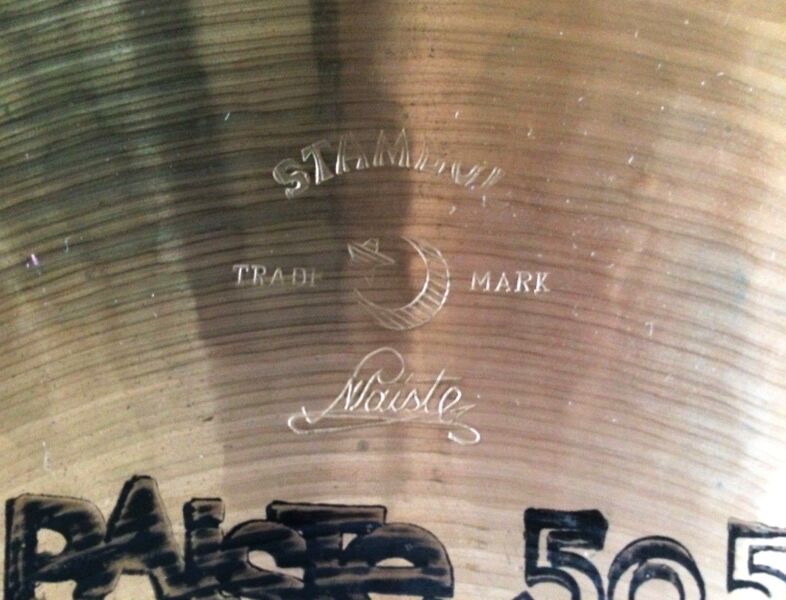 File:Stambul 505 hybrid.jpg