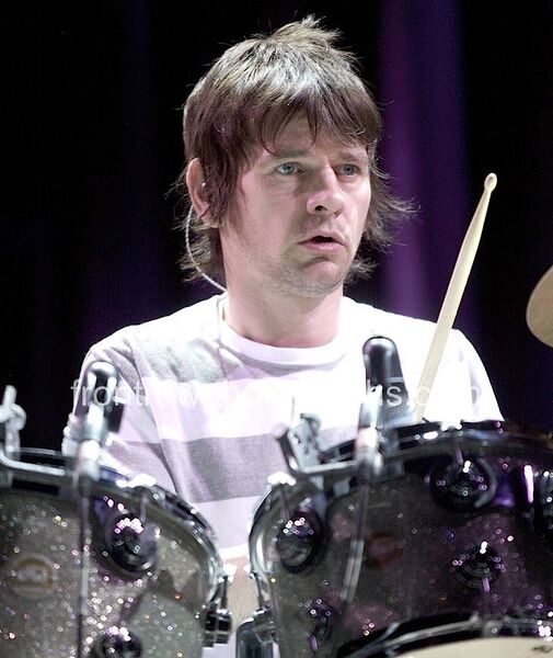 File:Zak Starkey.jpg