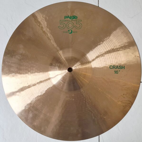 File:Crash 16 inch 1023g.jpg