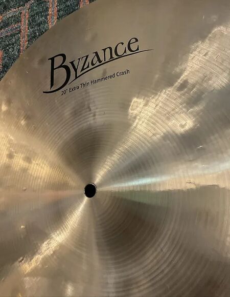 Meinl Byzance Traditional 20" Extra Thin Hammered Crash 2.jpg