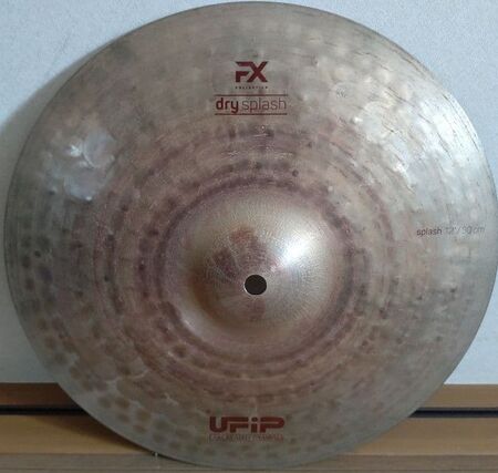 UFIP FX 10" Dry Splash 1.jpg