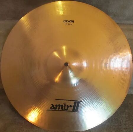 Zildjian Amir II 18 Crash 1.jpg