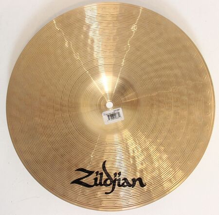 Zildjian ZHT 15" Fast Crash 3.jpg