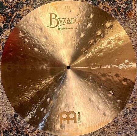 Meinl Byzance 22" Jazz Medium Thin Ride 1.jpg