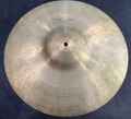 A Zildjian 18" Flat Top 1.jpg