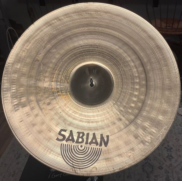 File:Sabian 21 Londin 3.jpg
