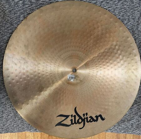 Zildjian ZHT 20 Flat Ride 3.jpg