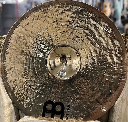 Meinl Byzance Brilliant 24" Pure Metal Ride 3.jpg