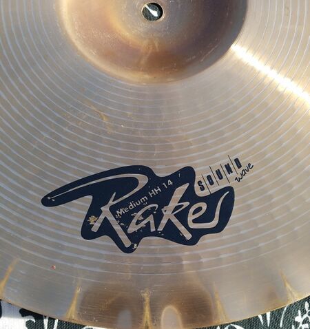 Meinl Raker 14 Soundwave Hi Hat 4.jpg