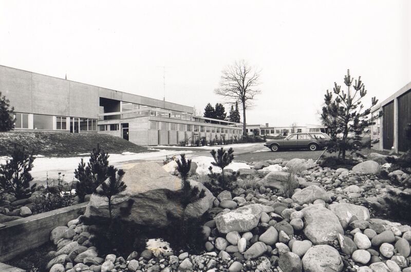 File:Paiste Factory 70s.jpg