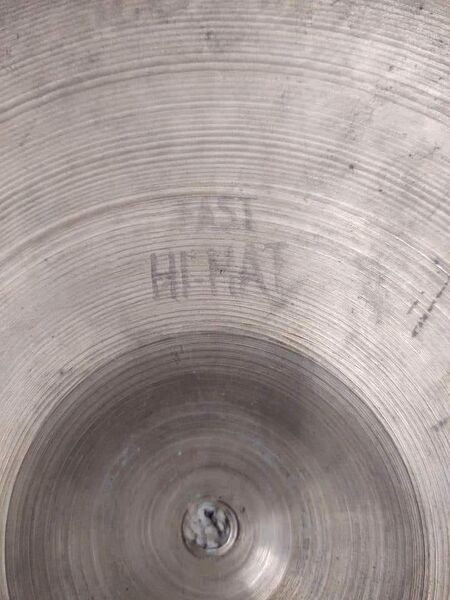 A Zildjian 13 Fast Hi-Hat 1.jpg