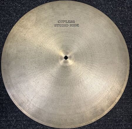 Sabian AA 18" Cupless Studio Ride 1.jpg