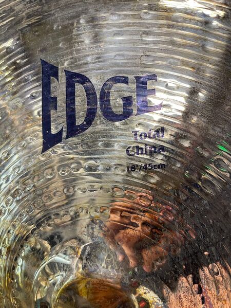 Zildjian Edge 18 Total China 2.jpg