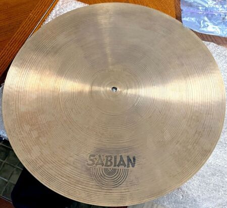 Sabian AA 18" Flat Bell 3.jpg